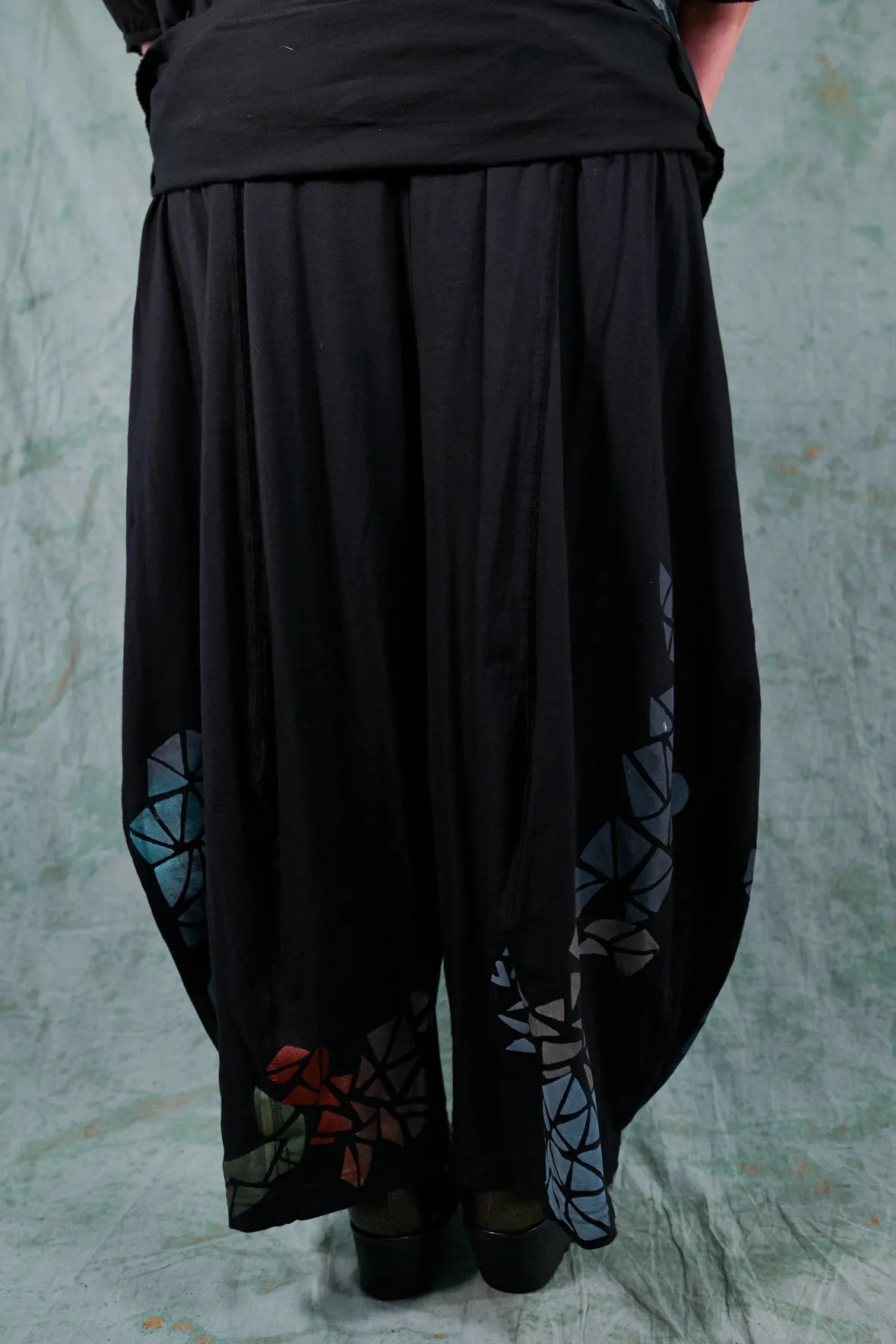 3187-2 Boheme Pant-Black-Color & Form