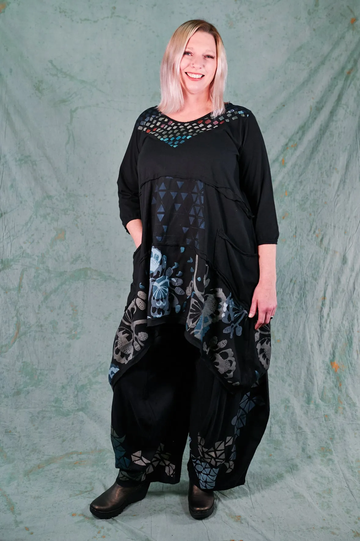 3187-2 Boheme Pant-Black-Color & Form