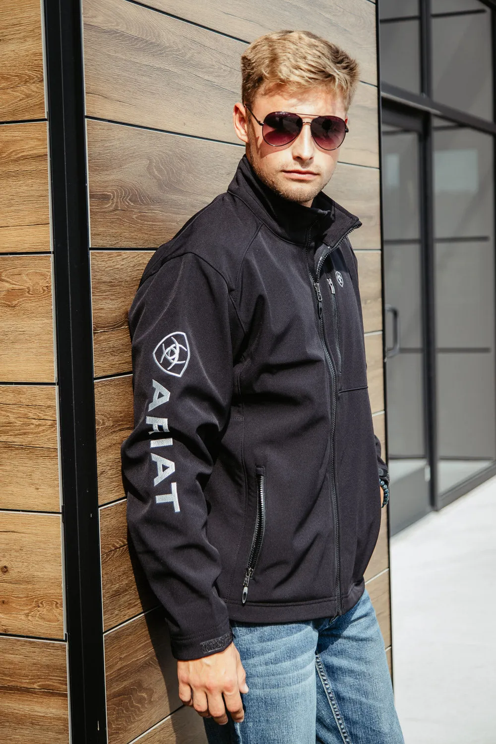 Ariat Logo 2.0 Softshell Jacket for Men in Black | 10023322-BLK