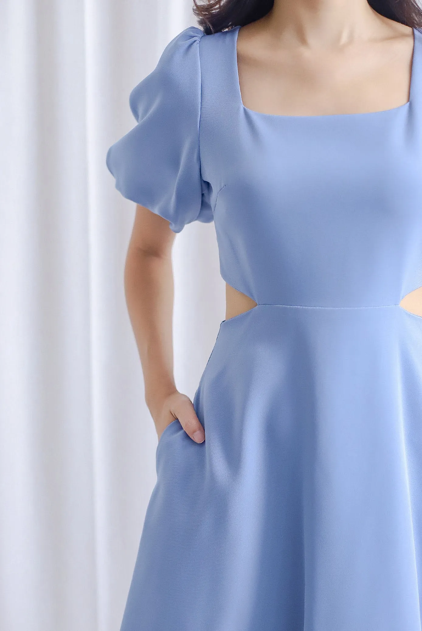 Chantel Sleeved Cut Out Waist Midi Dress In Steel Blue