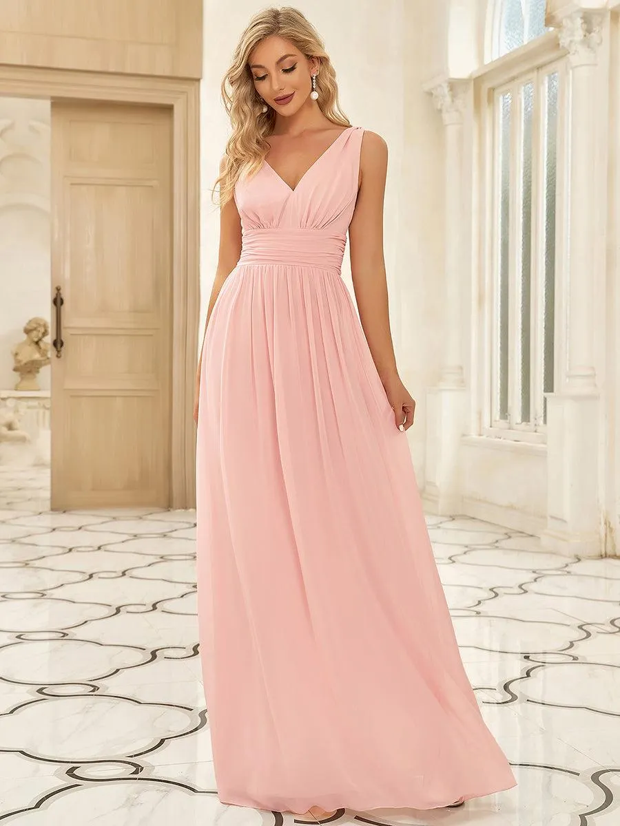 Col V sans manches plissé chiffon robe longue soirée