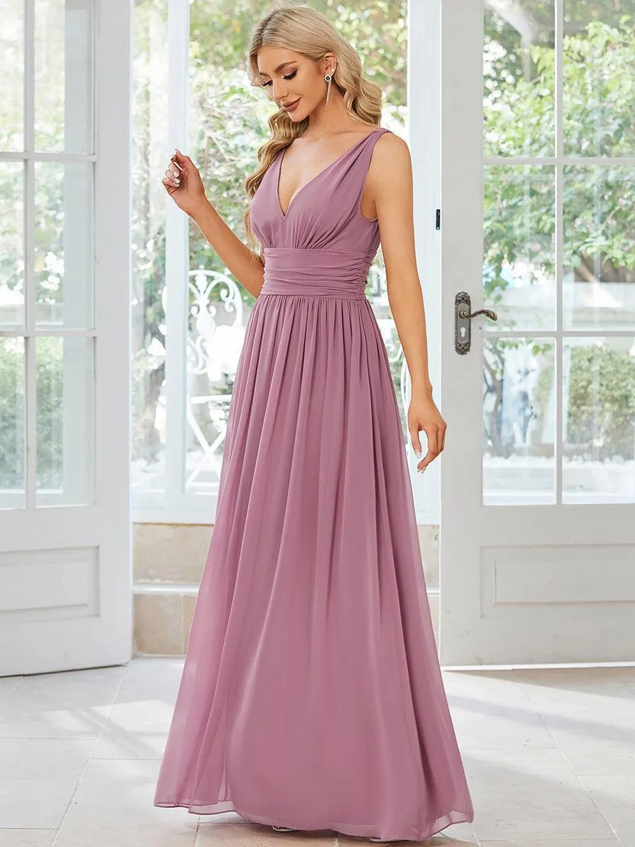 Col V sans manches plissé chiffon robe longue soirée