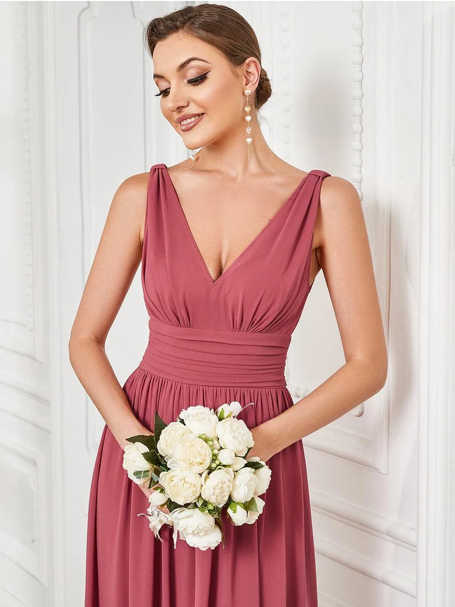 Col V sans manches plissé chiffon robe longue soirée
