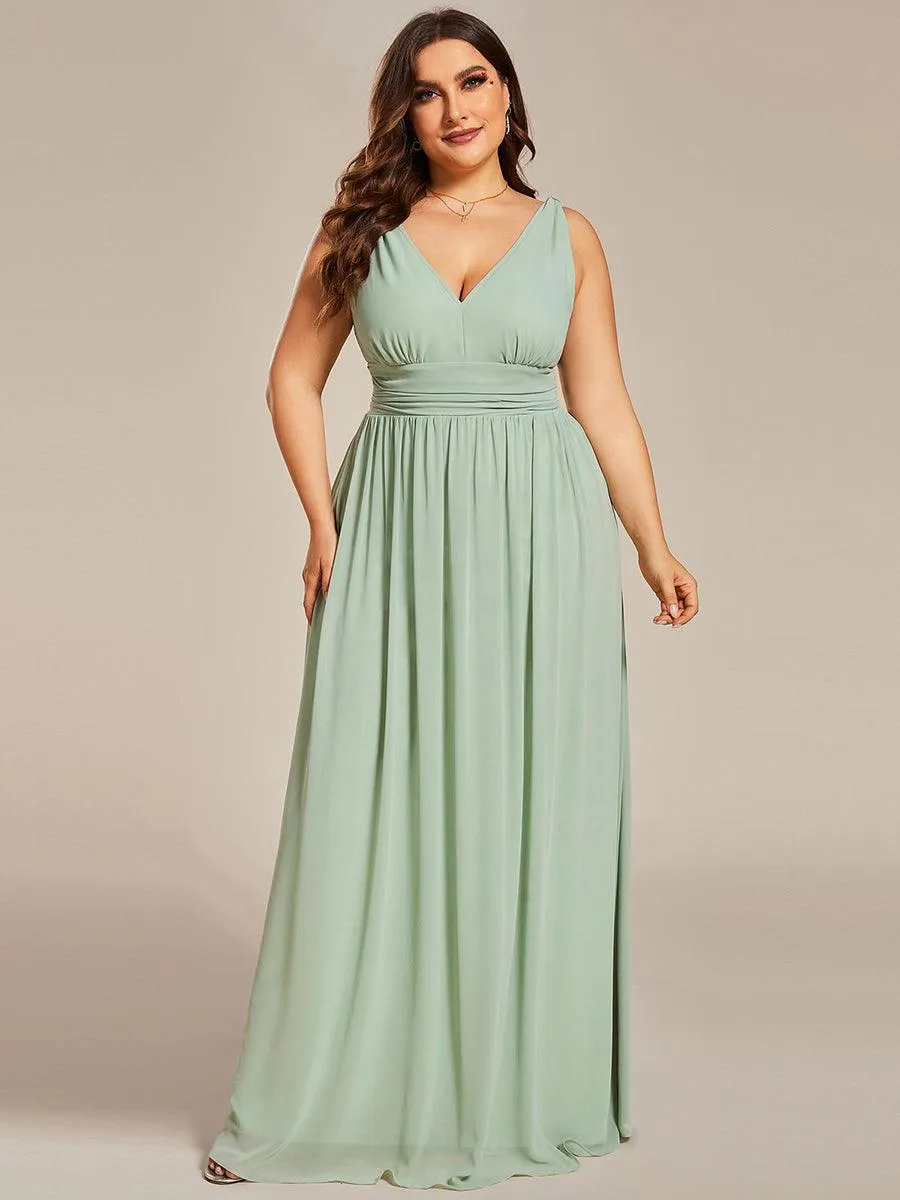 Col V sans manches plissé chiffon robe longue soirée