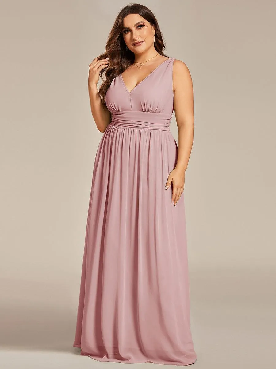 Col V sans manches plissé chiffon robe longue soirée