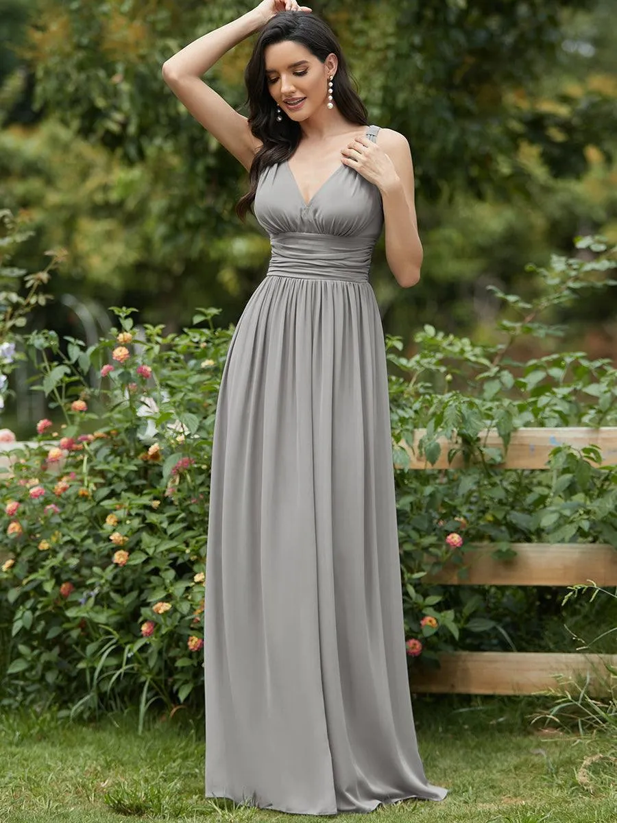 Col V sans manches plissé chiffon robe longue soirée