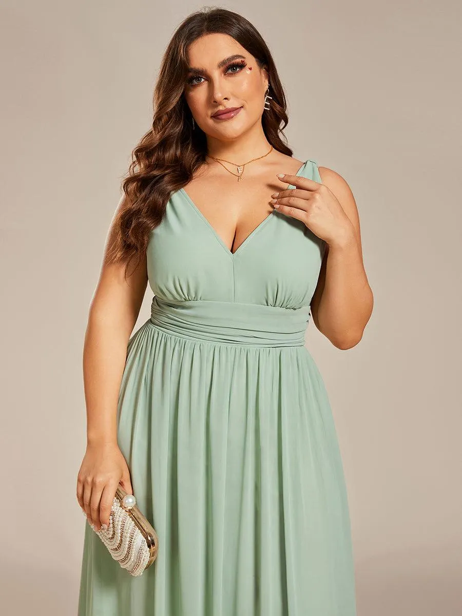 Col V sans manches plissé chiffon robe longue soirée