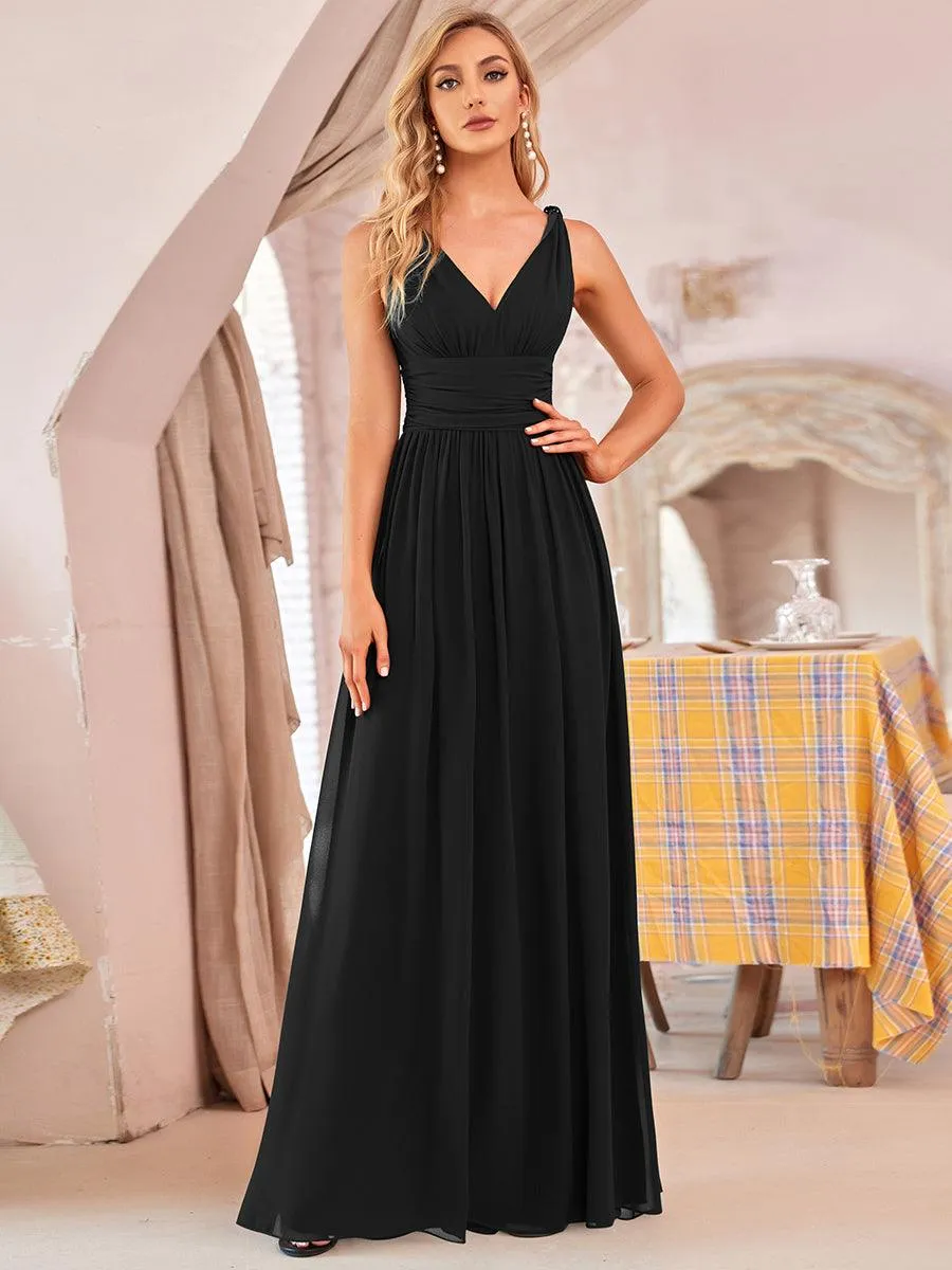 Col V sans manches plissé chiffon robe longue soirée