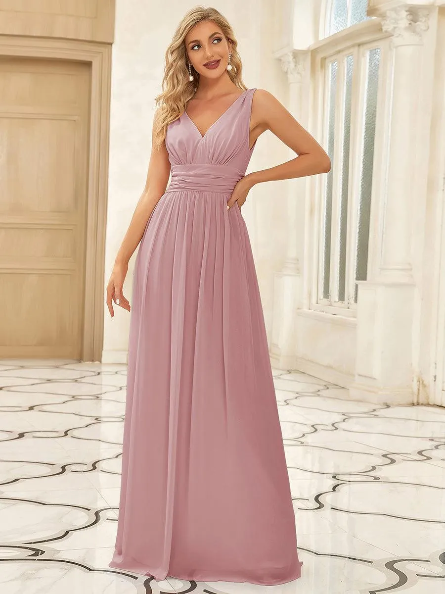 Col V sans manches plissé chiffon robe longue soirée