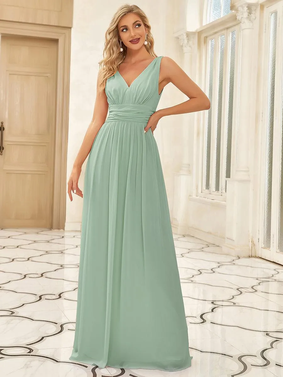 Col V sans manches plissé chiffon robe longue soirée