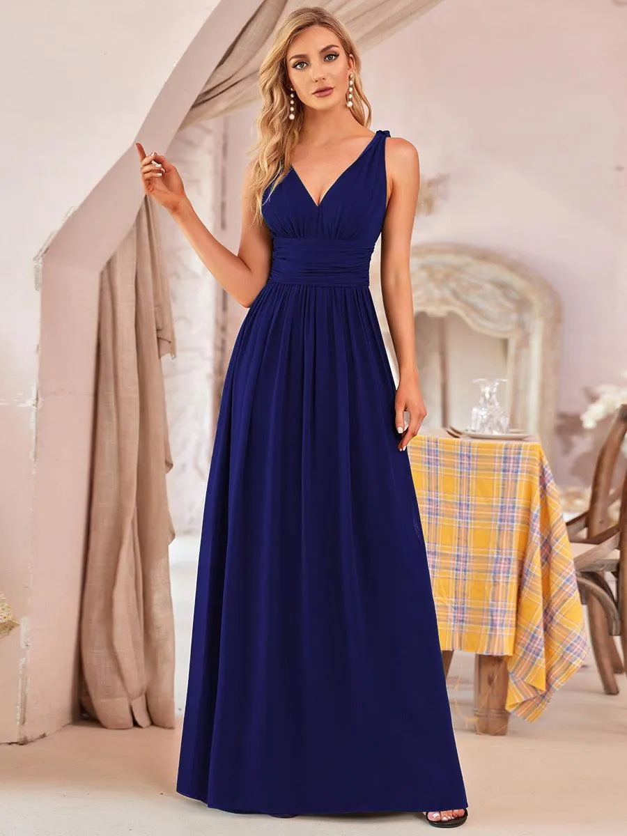 Col V sans manches plissé chiffon robe longue soirée