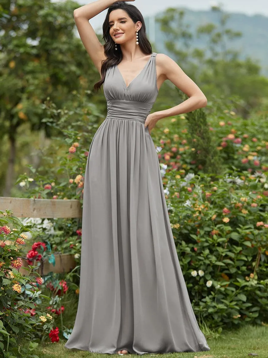 Col V sans manches plissé chiffon robe longue soirée