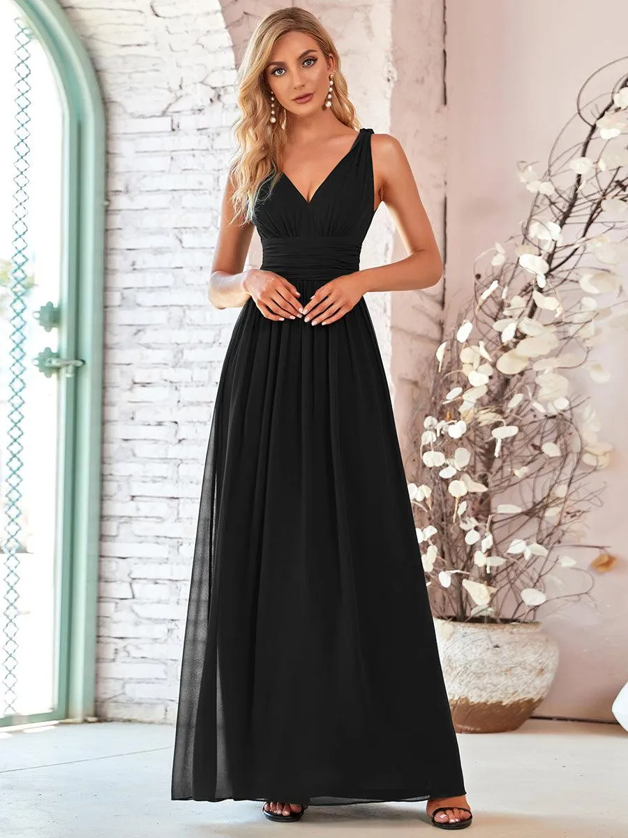 Col V sans manches plissé chiffon robe longue soirée