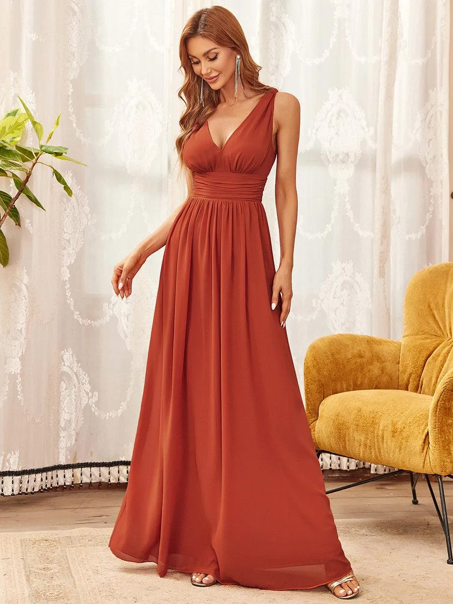 Col V sans manches plissé chiffon robe longue soirée