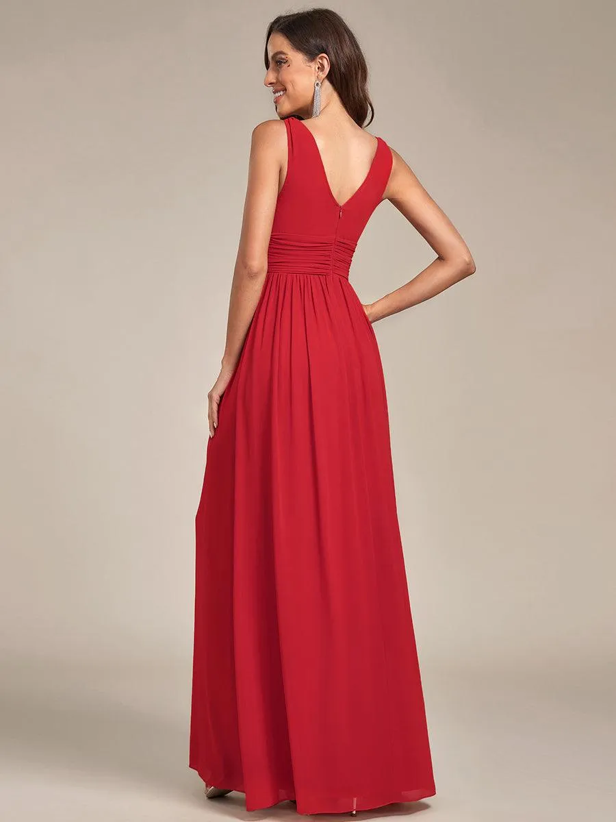 Col V sans manches plissé chiffon robe longue soirée