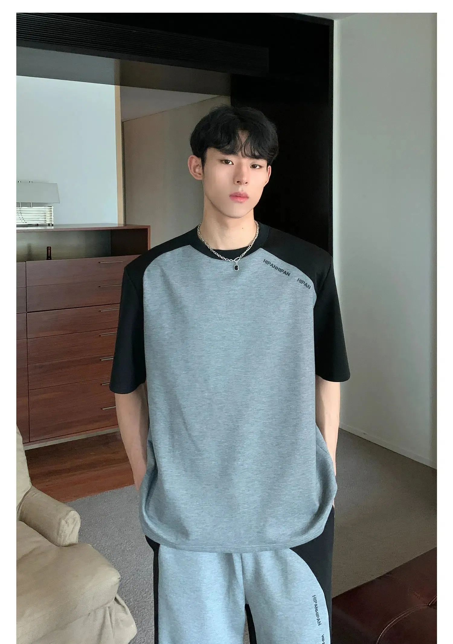 Color Block Crew Neck T-shirt