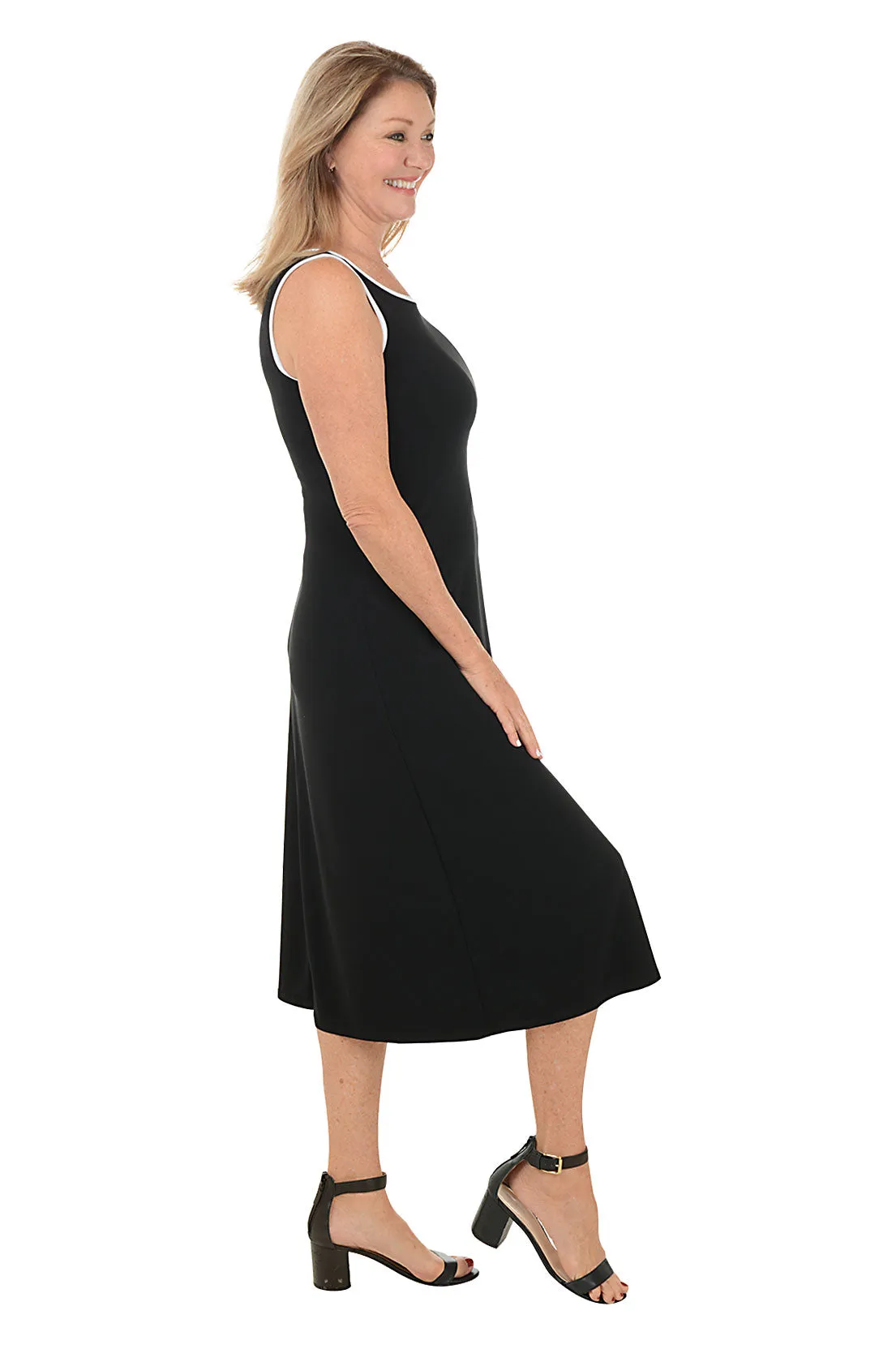 Contrast Piping Sleeveless Maxi Dress