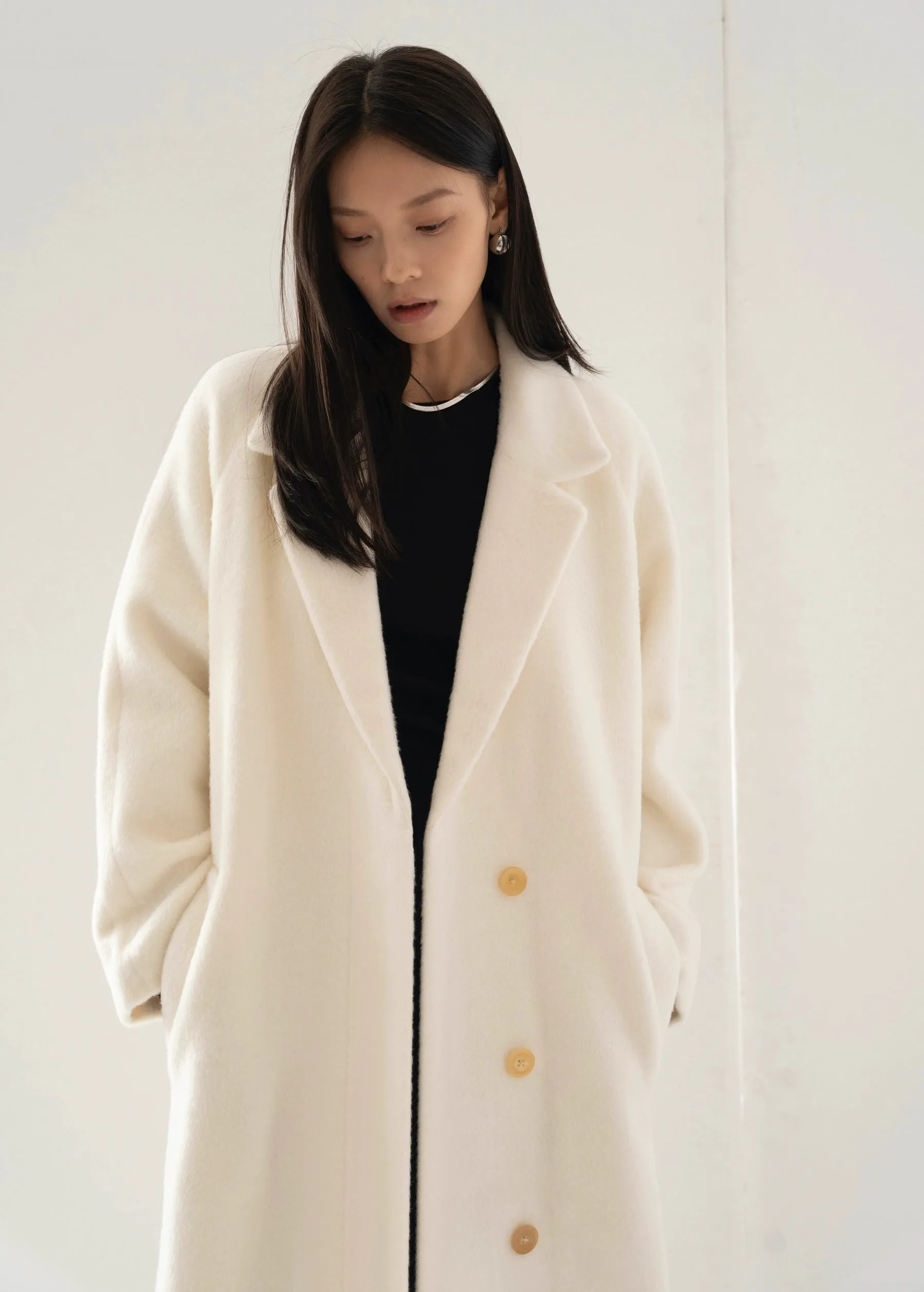 Elegant Woolen Overcoat
