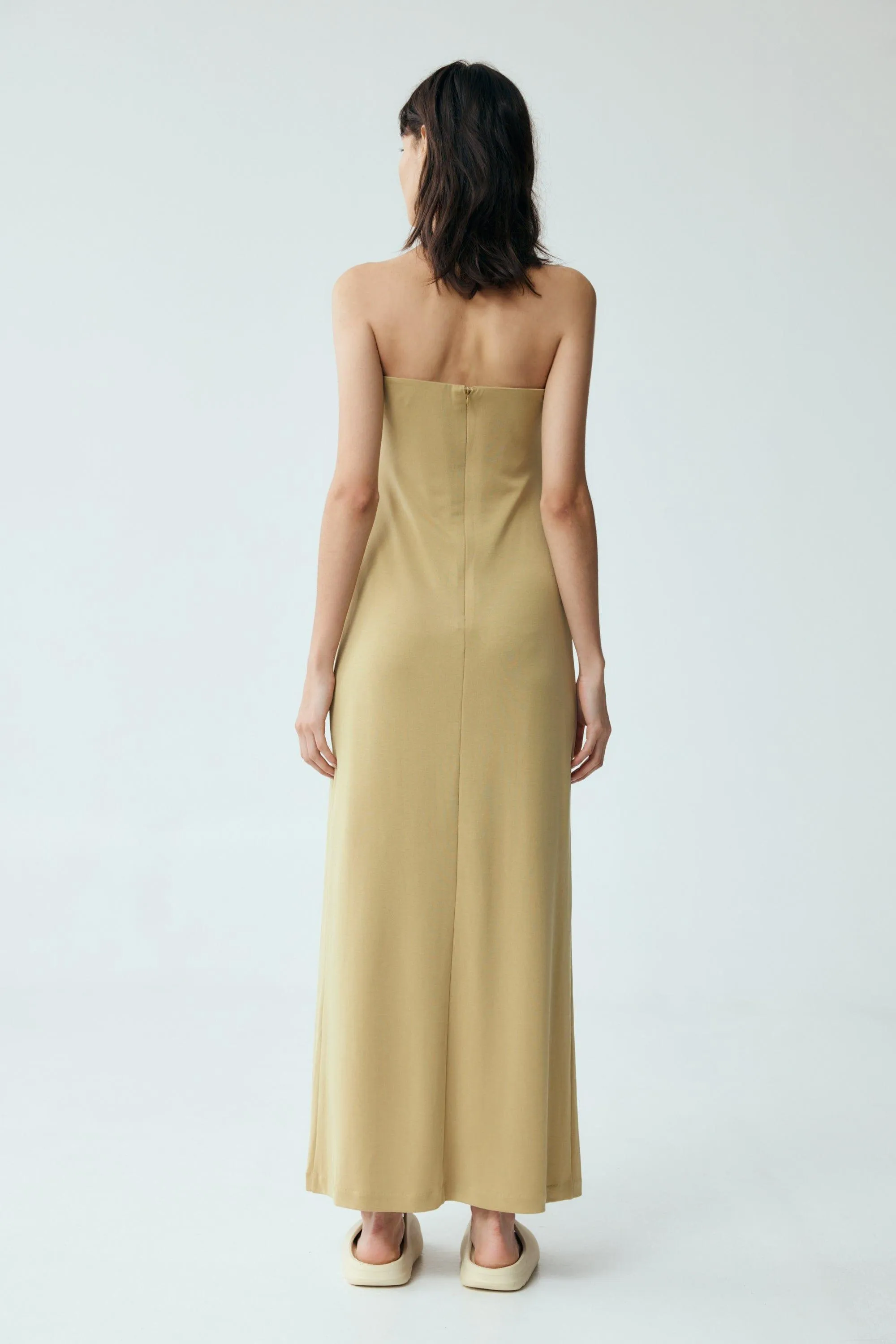 FORM STRAPLESS MAXI DRESS