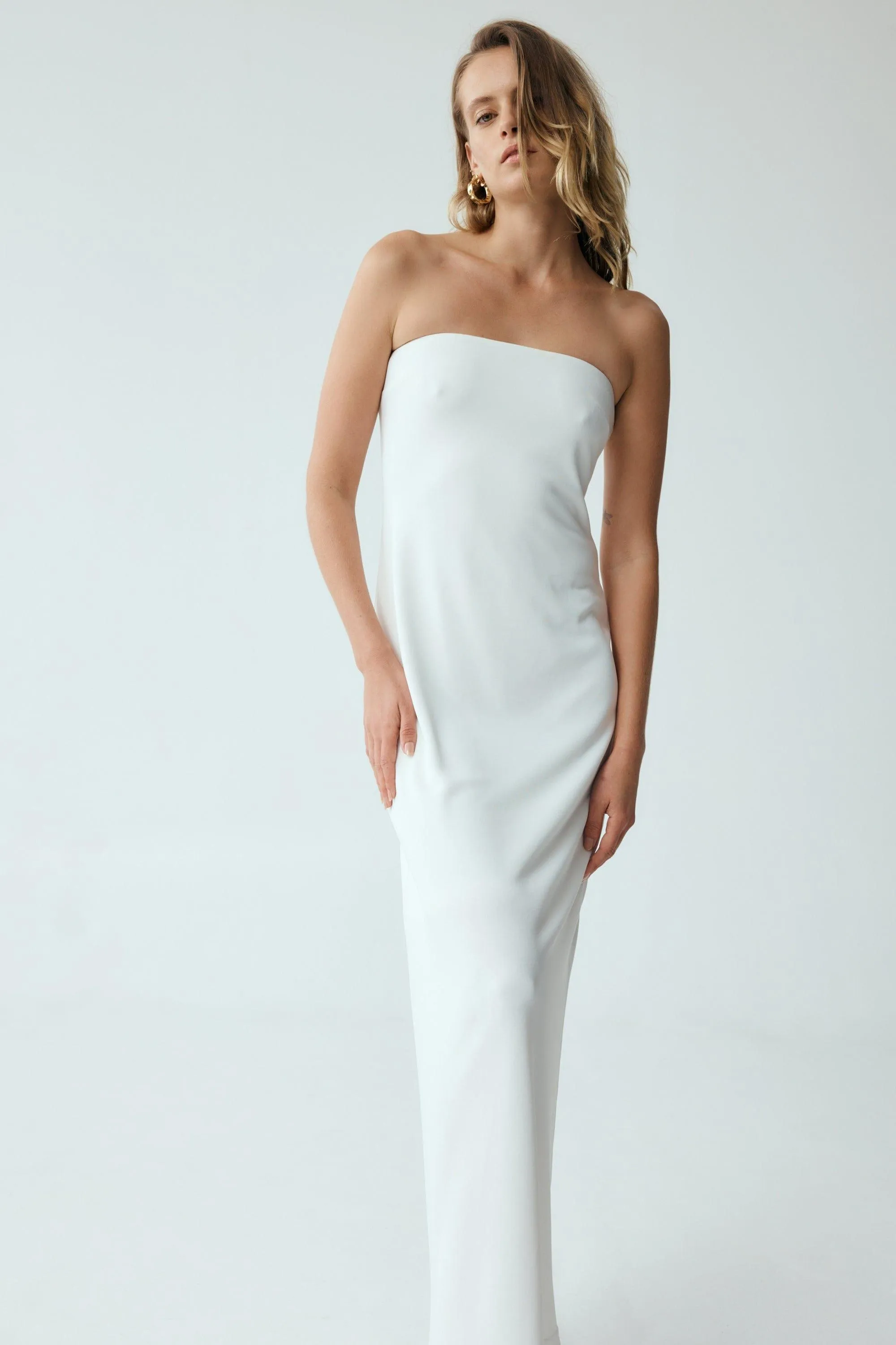 FORM STRAPLESS MAXI DRESS