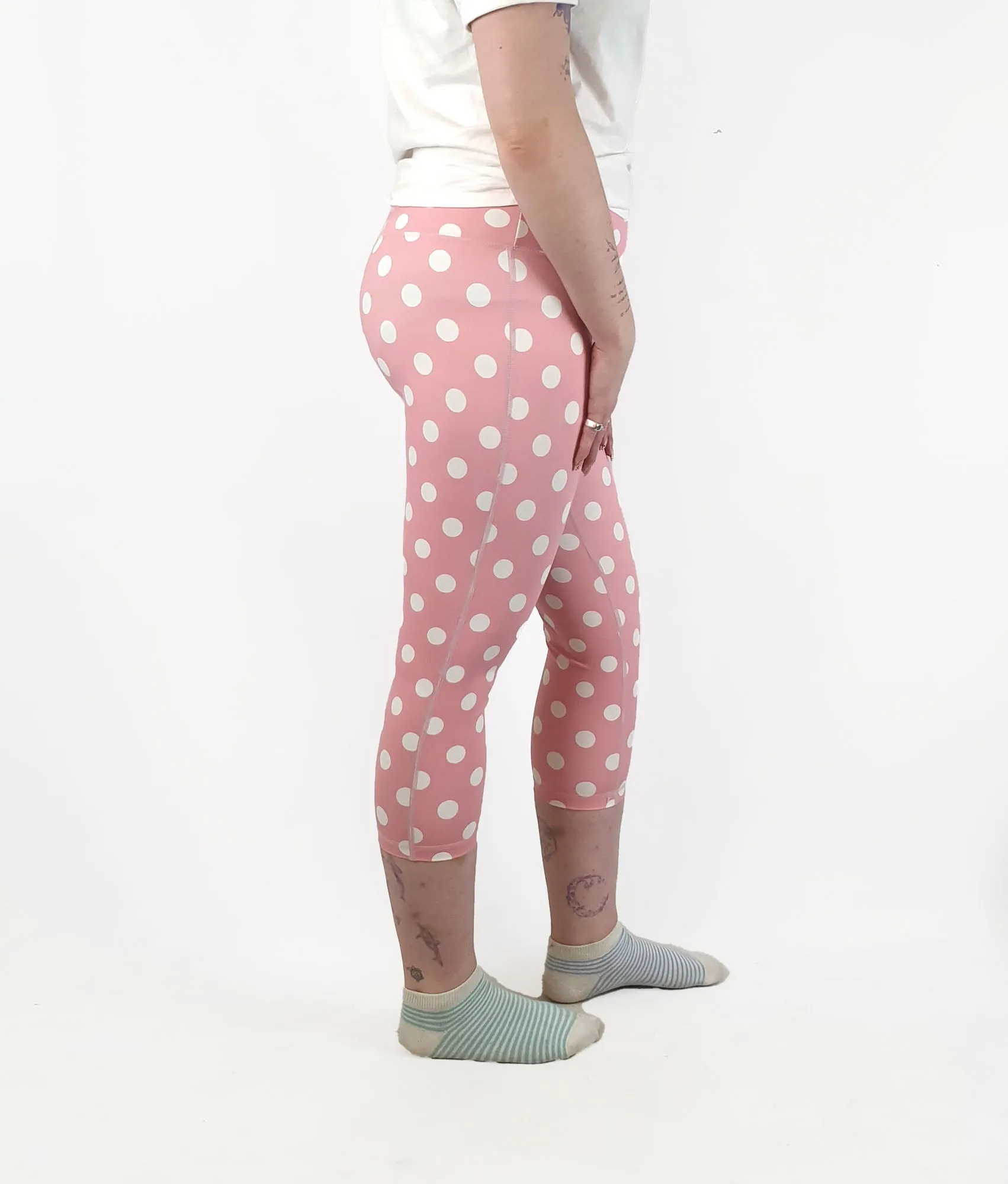 Gorman   Pantone pink polka dot yoga / workout pants size 12