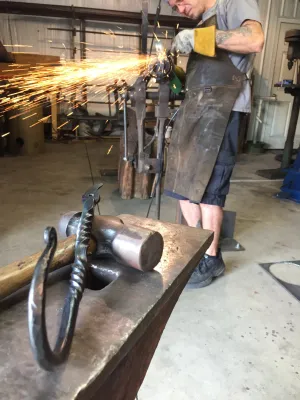 Hook, 10-inch Twisted