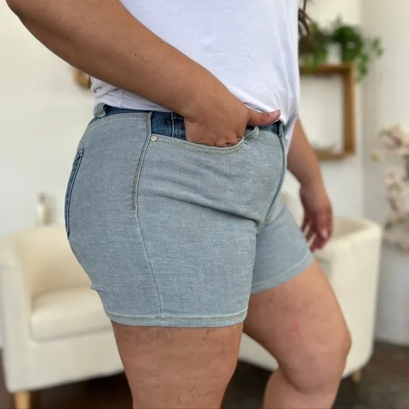 Judy Blue HR Color Block Light Dark Wash Denim Shorts No Distressing  S-3XL NEW