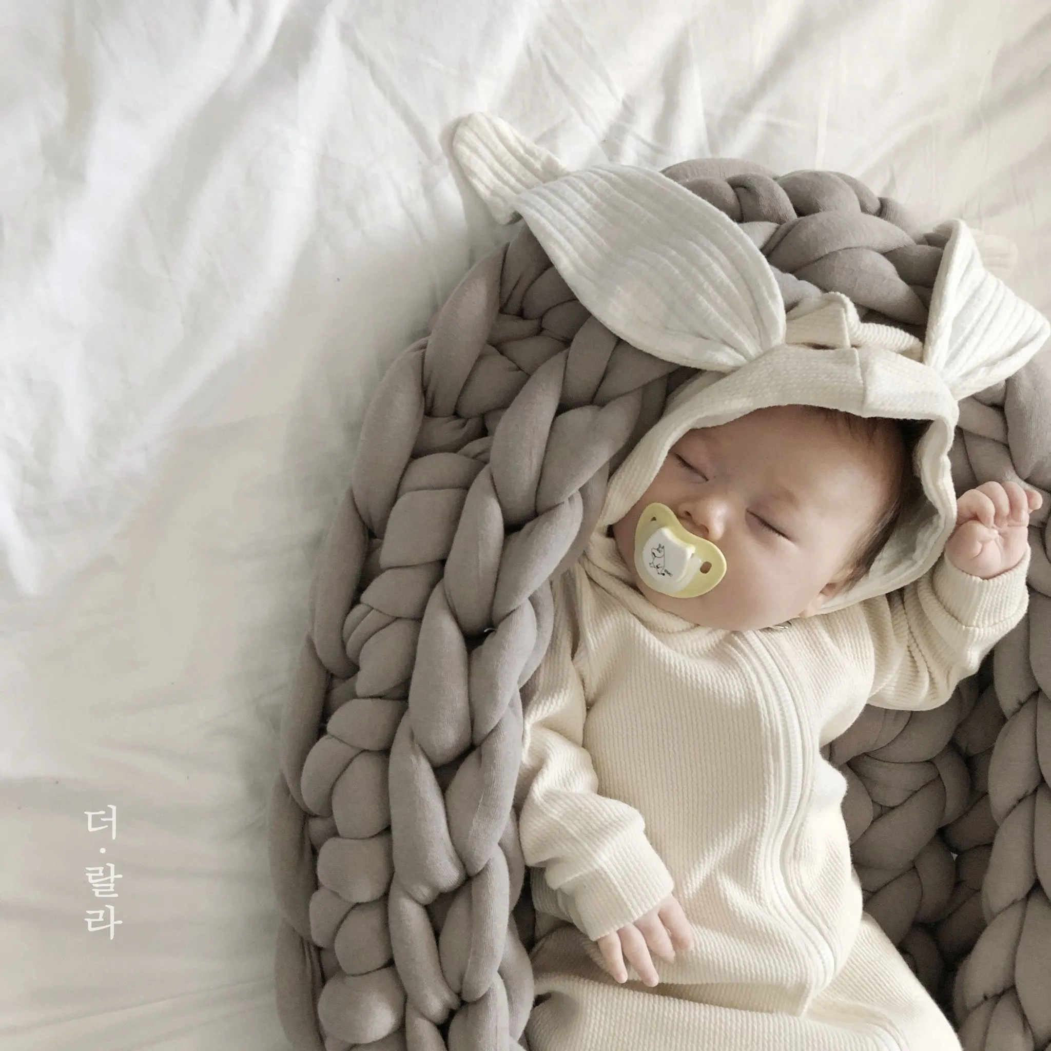 Lala Bunny Romper (3 colour options)