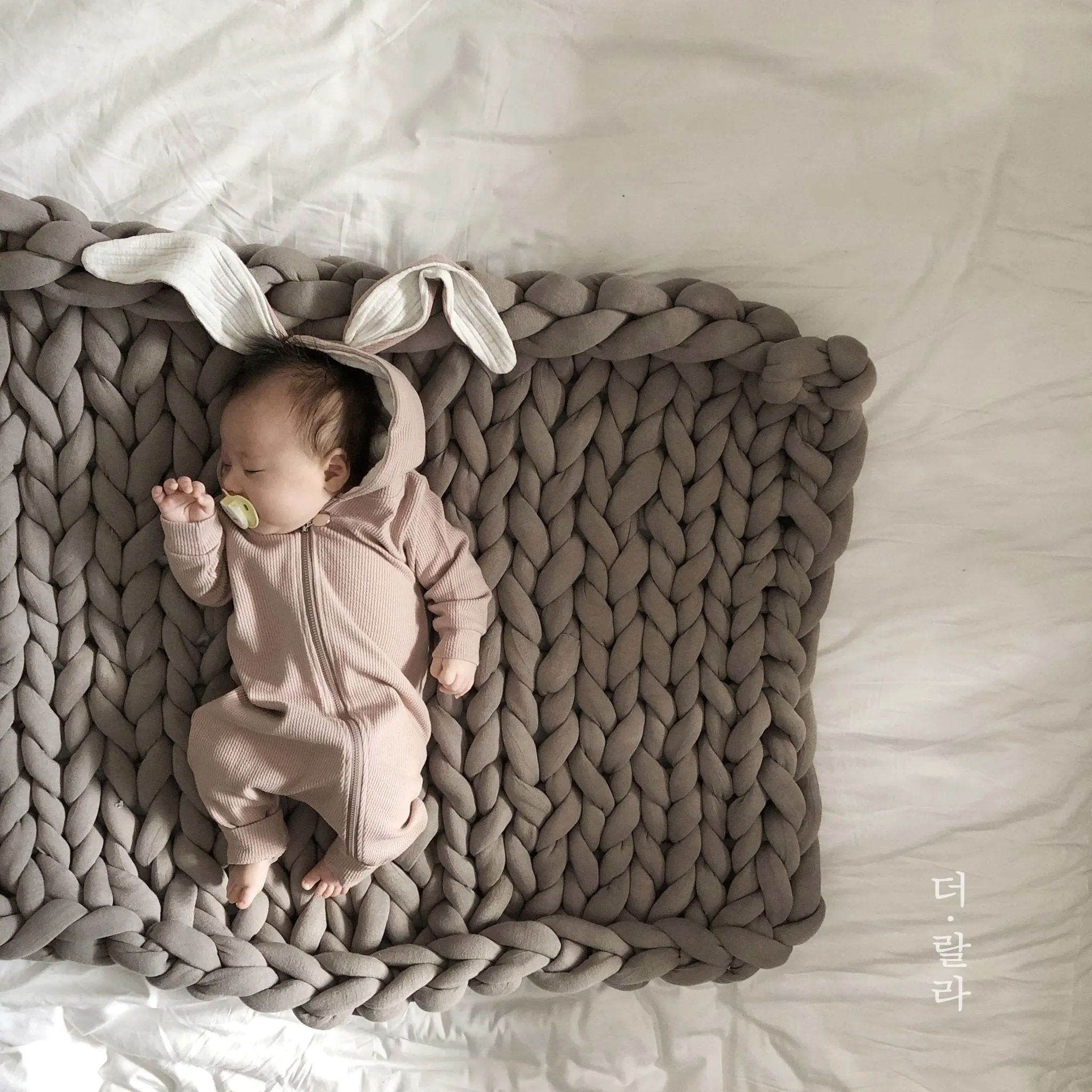 Lala Bunny Romper (3 colour options)