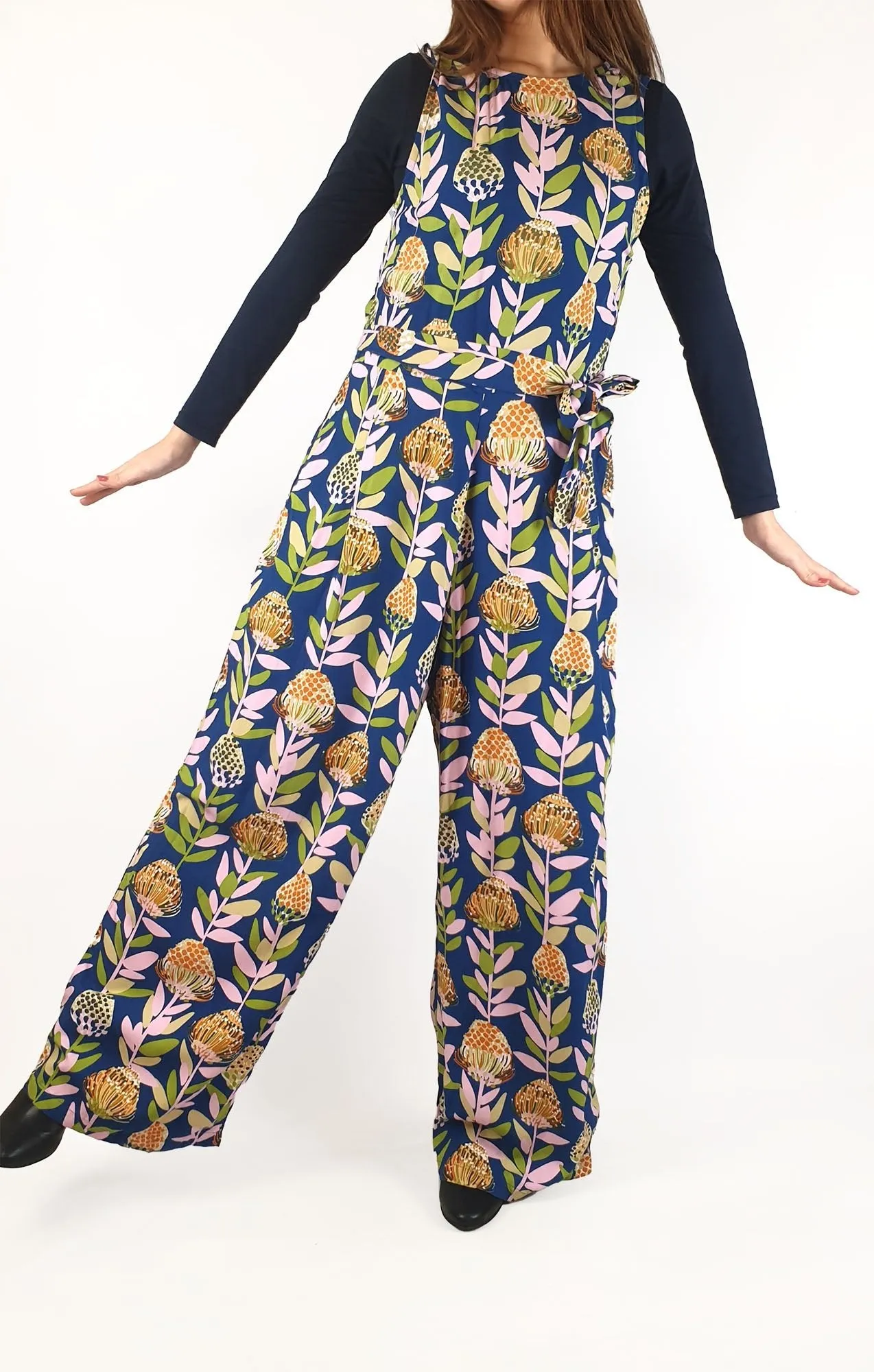 Leonard St protea print wide leg sleeveless jumpsuit size 10