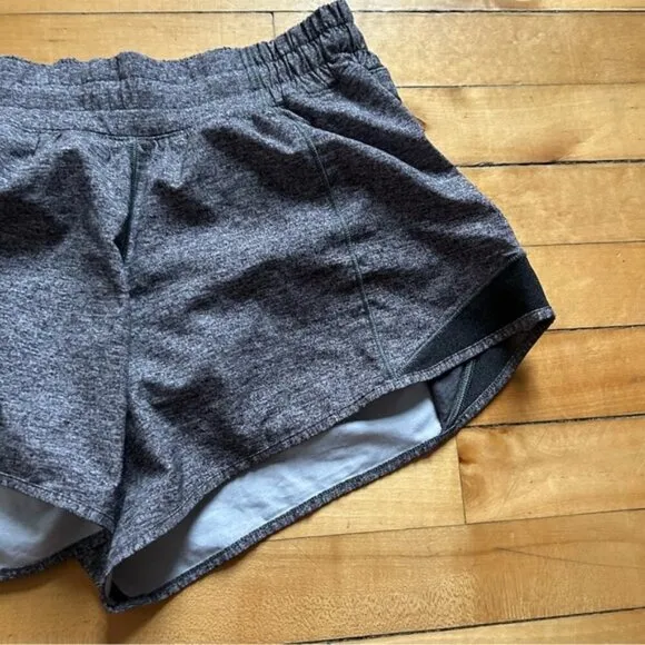 Lululemon Hotty Hot Short II *Long 4&quot; in Heather Lux Multi Black