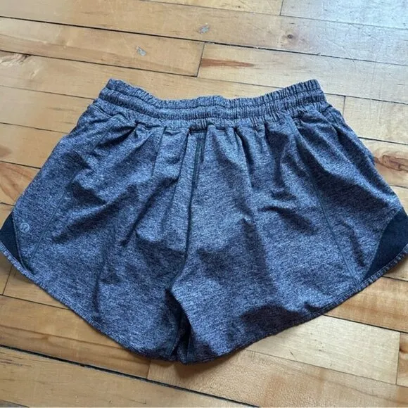 Lululemon Hotty Hot Short II *Long 4&quot; in Heather Lux Multi Black