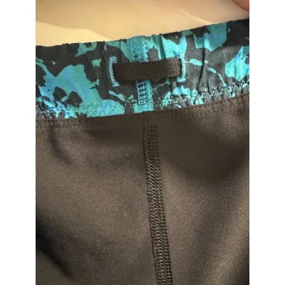 Lululemon Meshed Up Lined Shorts Blue Yoga Running Gym Sz 8