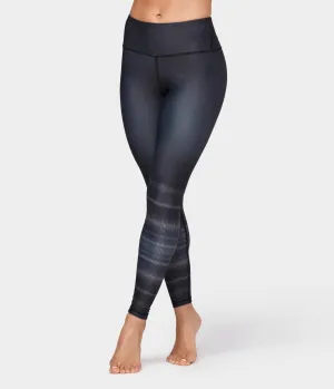 Manduka Apparel - Women's Etch Print Legging - Black Multi