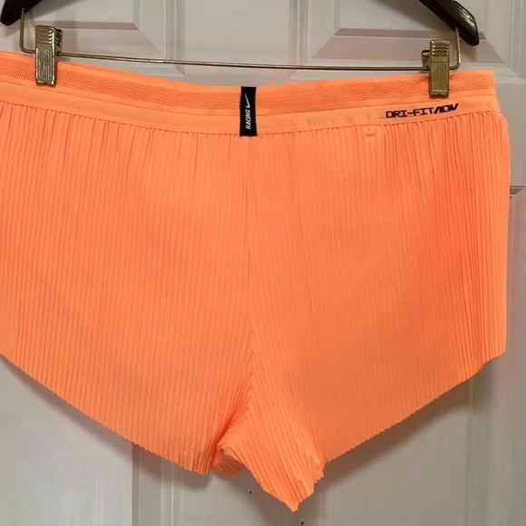 Nike Athletic/Athleisure/Running Shorts XL, NWT