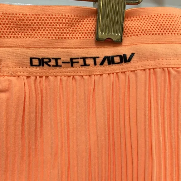 Nike Athletic/Athleisure/Running Shorts XL, NWT