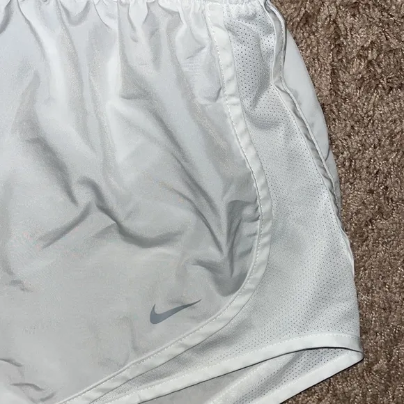 💜Nike running shorts