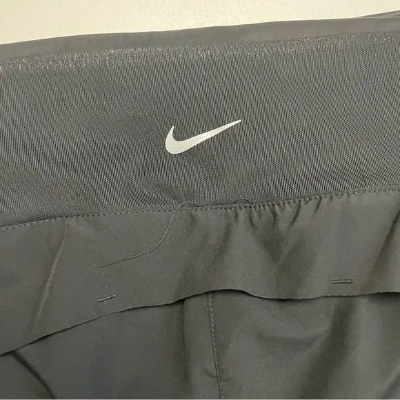 Nike Shorts Built In Biker 2-in-1 Swift Dri-FIT MR 3” Cellphone Pocket Black