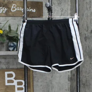 Nike Womens Dri-Fit 4-Inch Running Shorts 1667061bca5b67 Black M