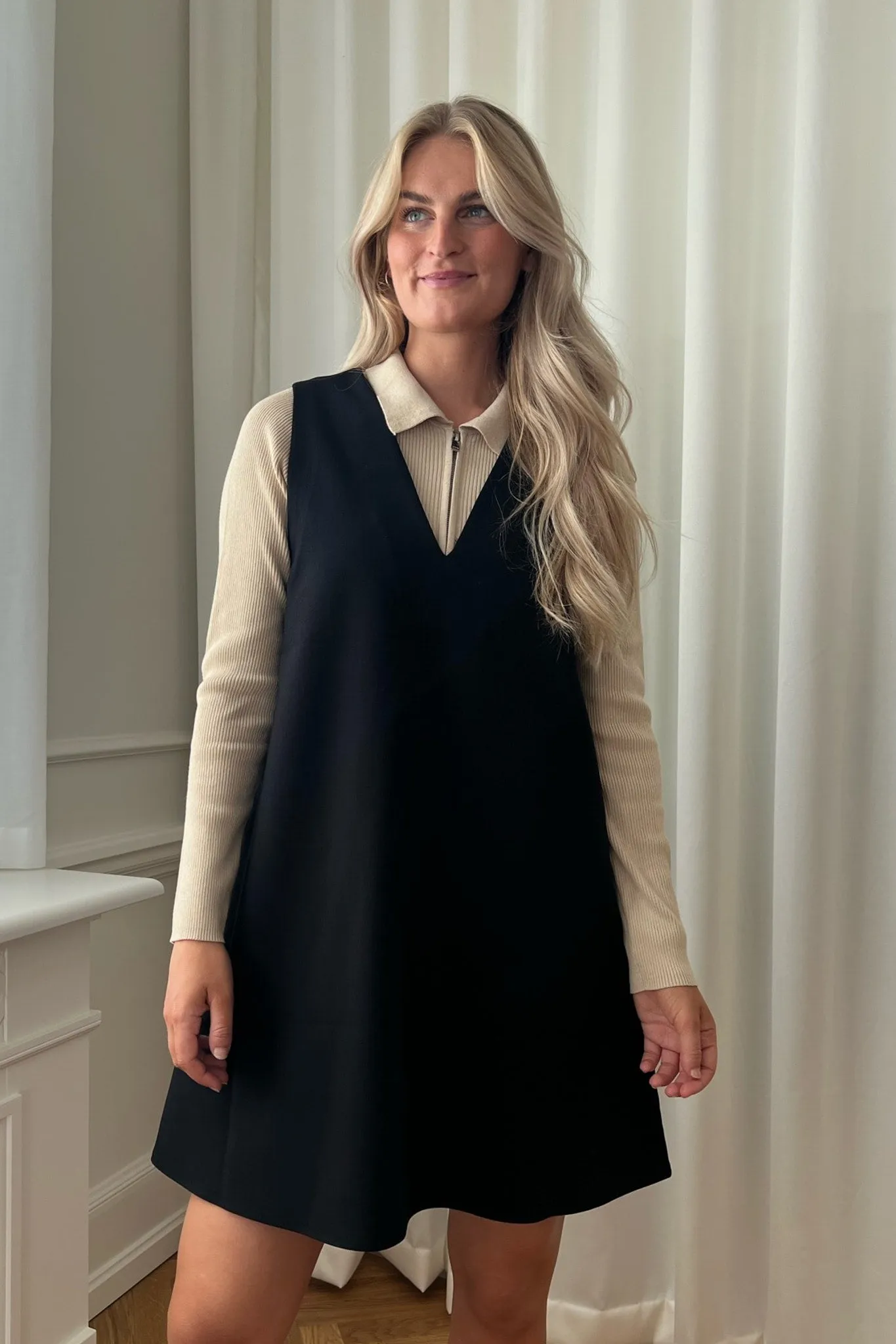 OBJSigrid Mira Kjole - Sort