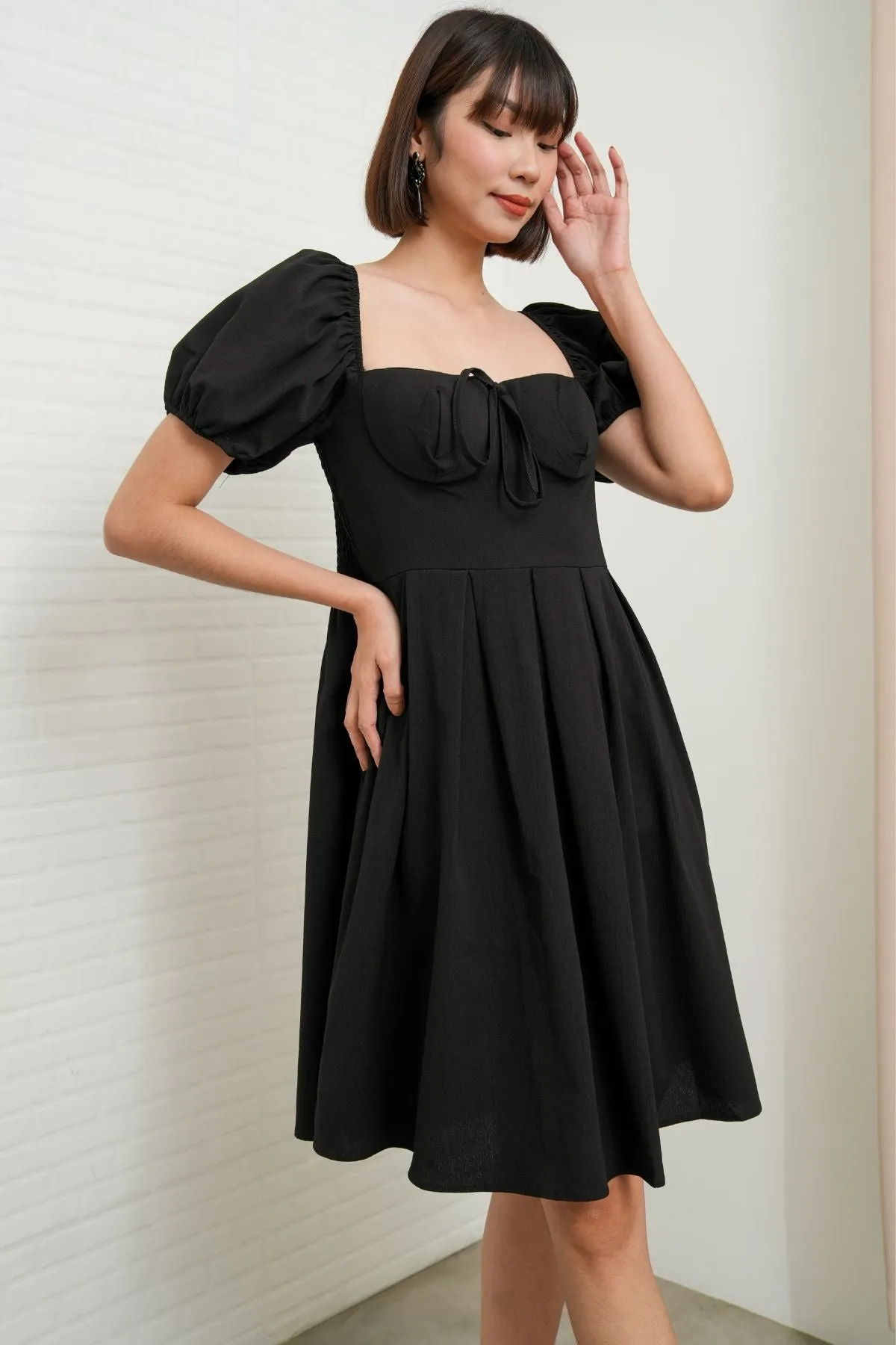 ODESSA Puff-Sleeve Padded Dress (Black)