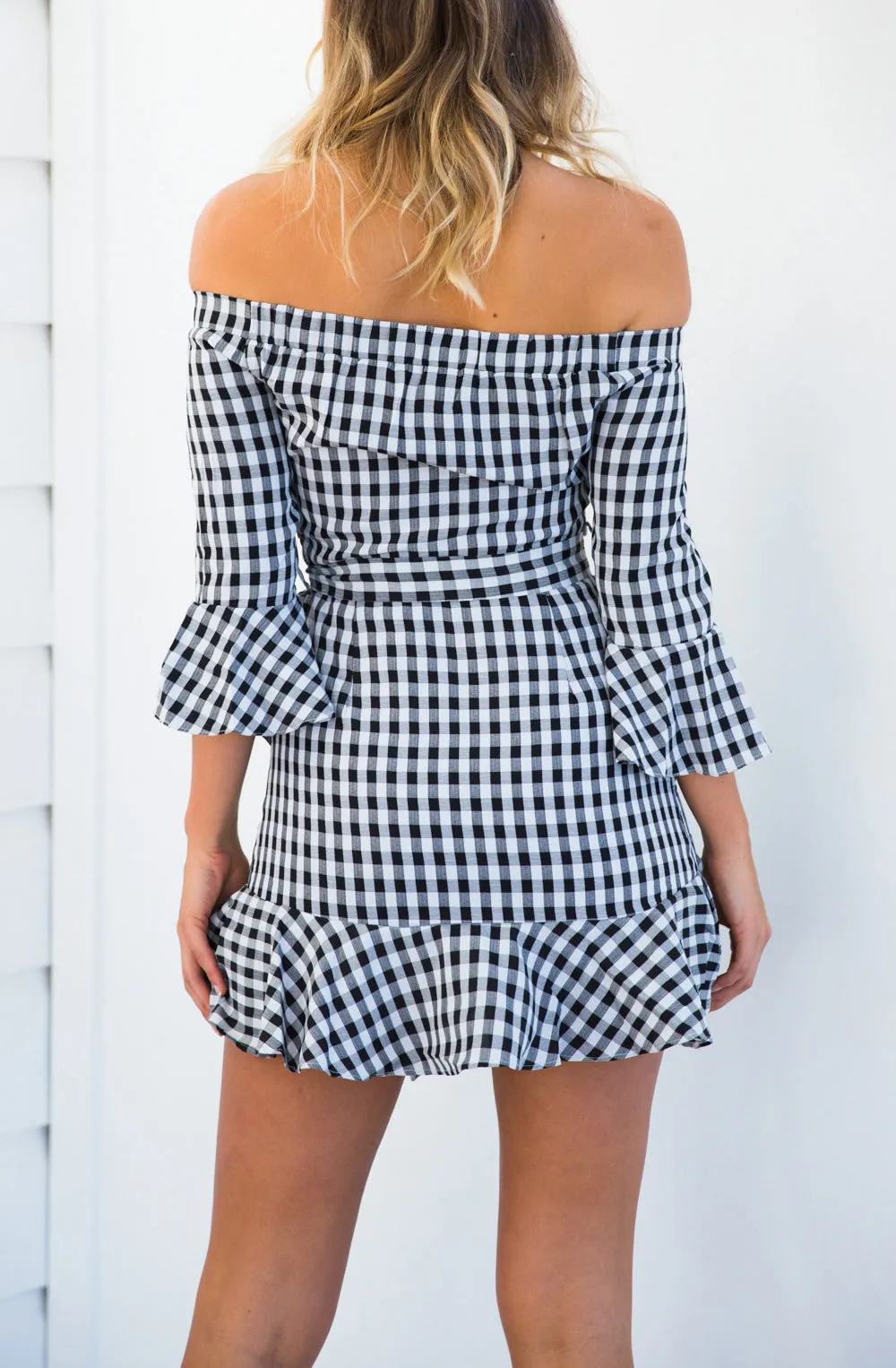 One-shoulder Lotus Leaf Sleeve Belt Irregular Dress