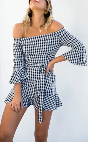 One-shoulder Lotus Leaf Sleeve Belt Irregular Dress