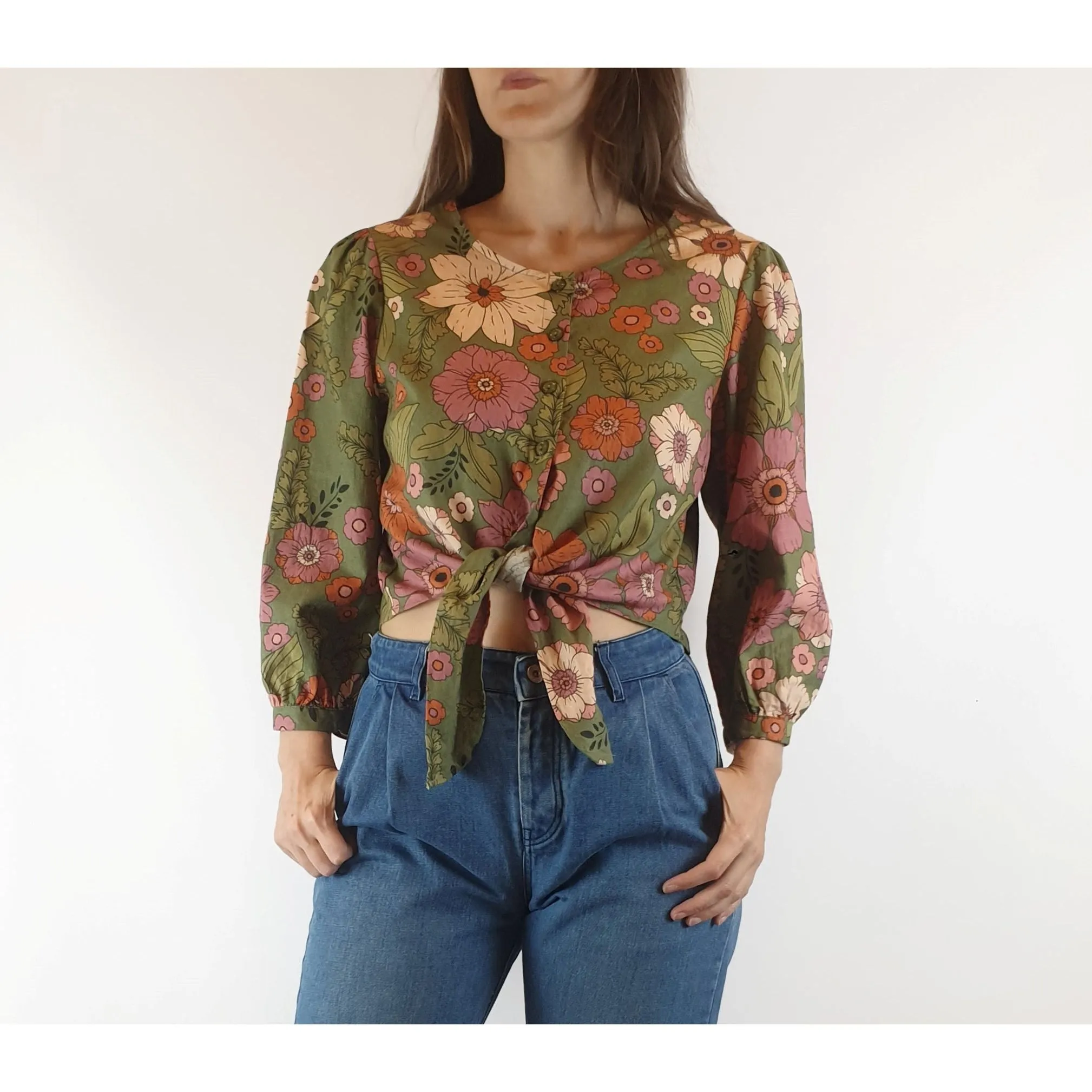 Princess Highway green floral long sleeve cropped shirt size 8