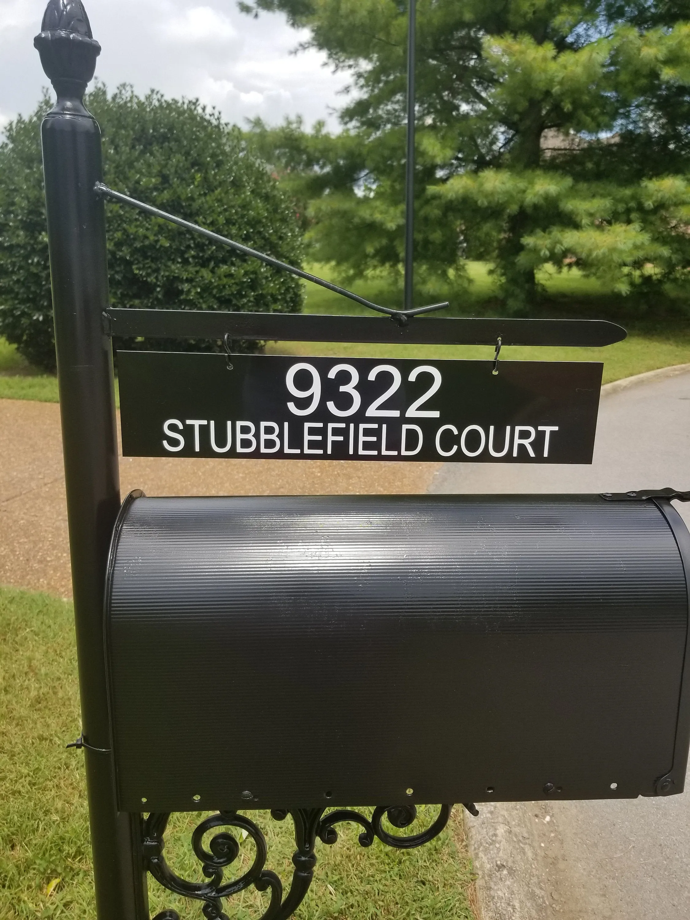 Refurbish Metal Mailbox and Post Service - LOCAL