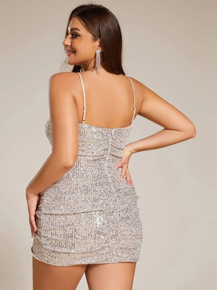 Robe de bal courte moulante à bretelles spaghetti scintillantes grande taille