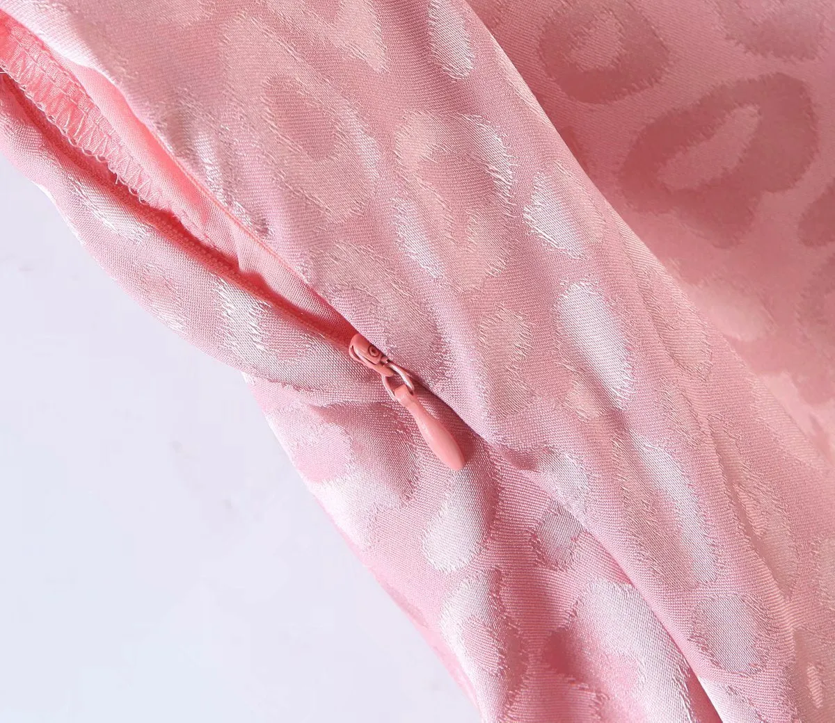 Ruffled Puff Sleeve Lace-up Backless Satin Mini Dresses