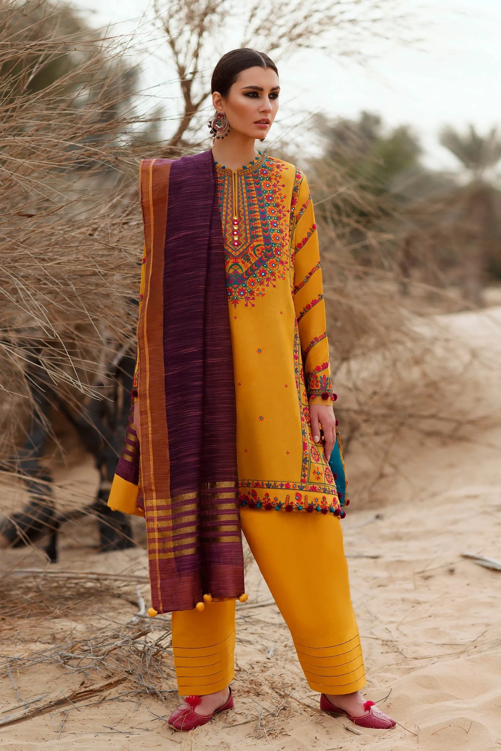 SOUZAN (ZL22-05 B) | Zaha Summer Lawn Collection 2022 | Unstitched Embroidered Lawn Suits