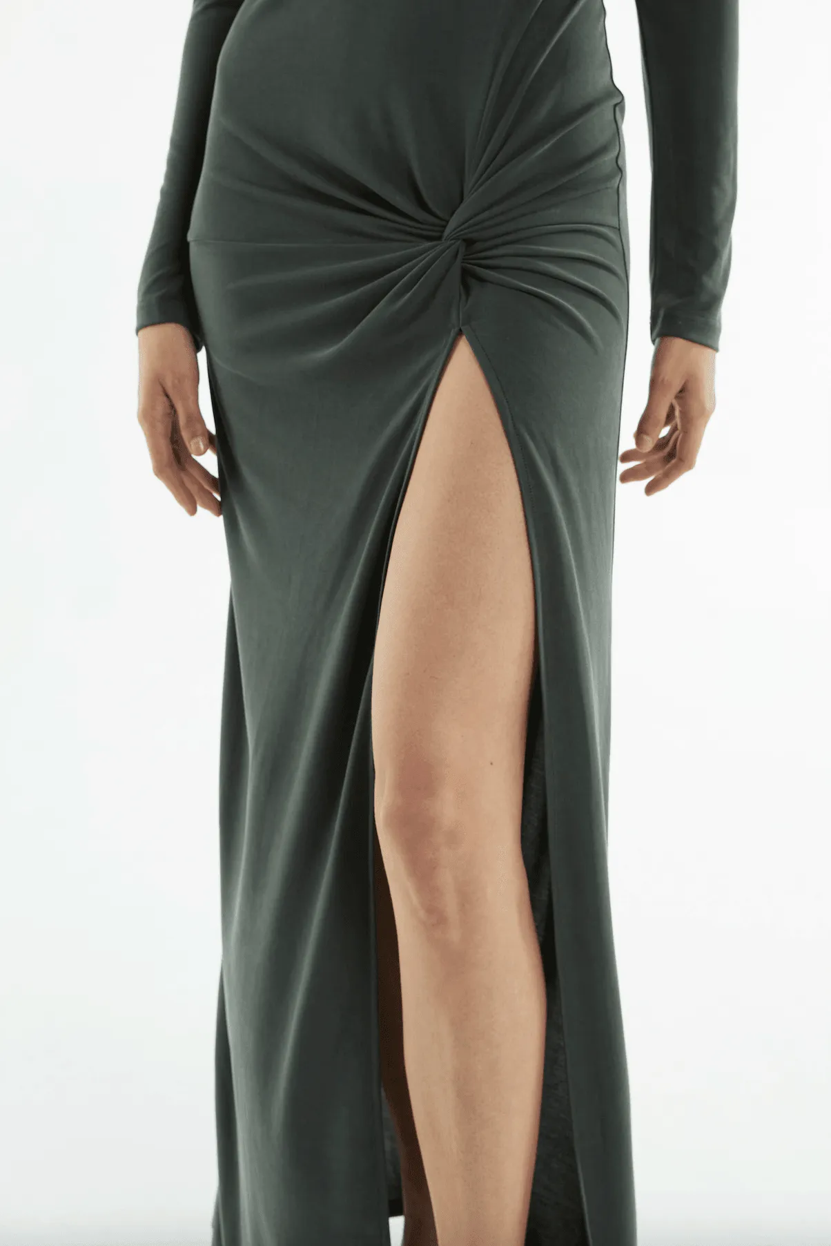 TURN AROUND TWIST MAXI DRESS | FOREST