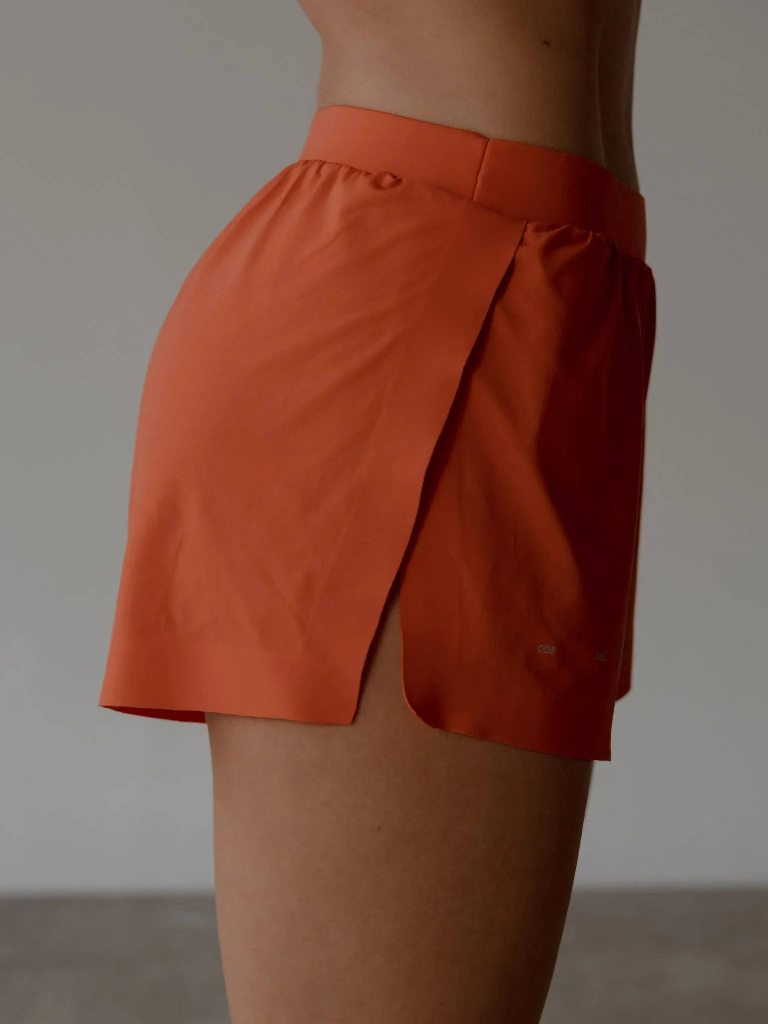 ULTRA RUNNING SHORTS - BRIGHT ORANGE